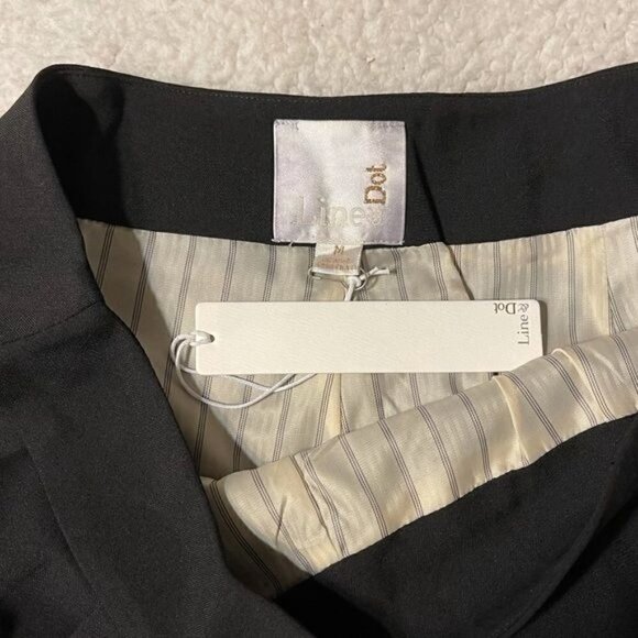 NEW Line & Dot Black Box Pleated Trouser Shorts - Picture 4 of 9